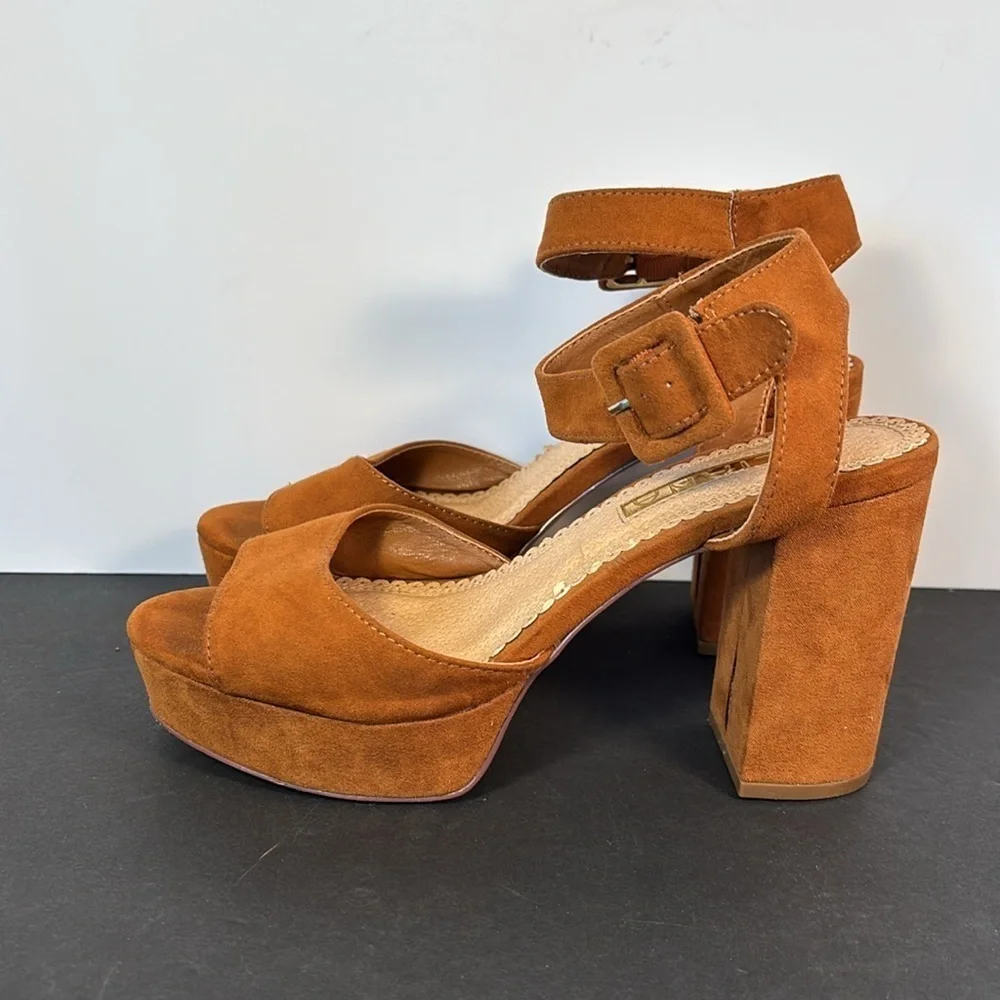 Liliana Suede Platform Heels Sz 7 Cognac Block Heel Ankle Strap Sandals Y2K